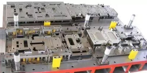 home appliance stamping die ev aletleri damgalama kalıbı