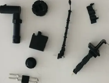 Hassas metal ekleme konnektörü enjeksiyon kalıbı